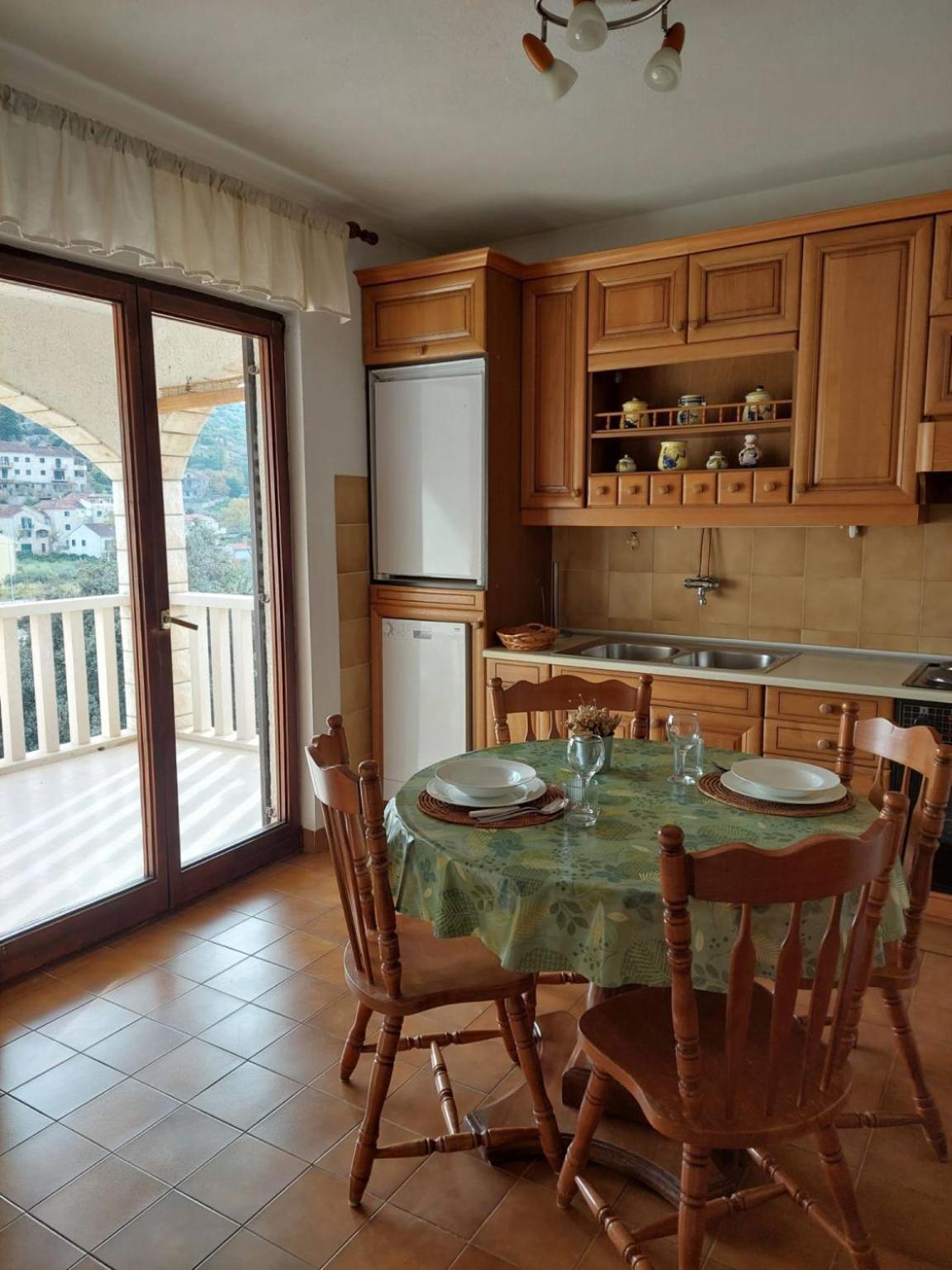 Apartments Pavao Постира Экстерьер фото
